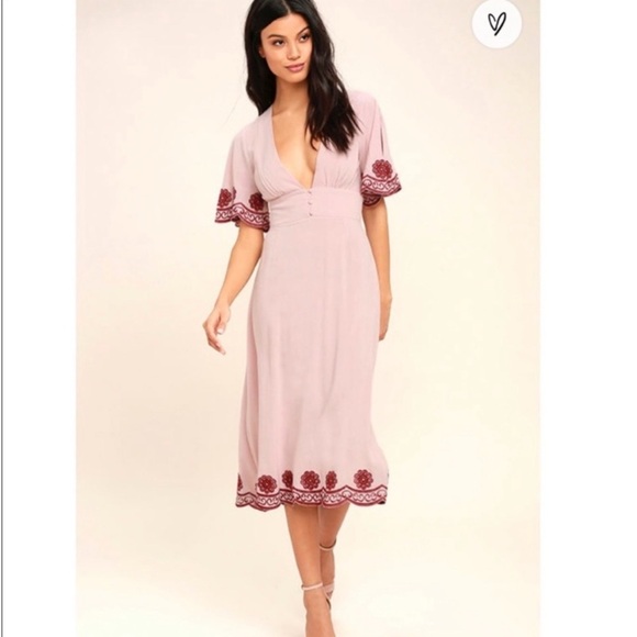 Lulus mauve pink & Burgundy embroidered  floral midi dress - Picture 2 of 12